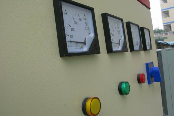 梁平配电柜-3683讲讲配电柜注意事项